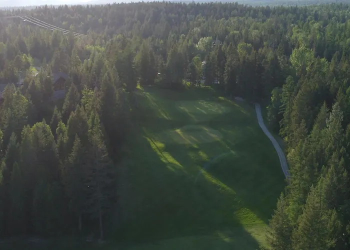 Glacier National Park Getaway - Oakmont Retreat
