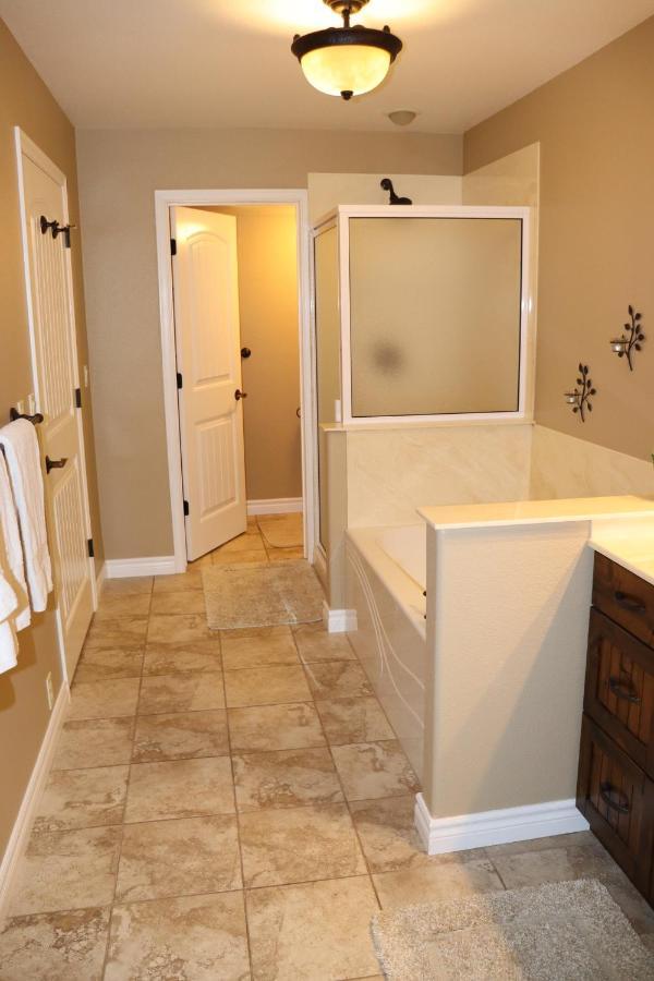 Holiday home Glacier National Park Getaway - Oakmont Retreat *